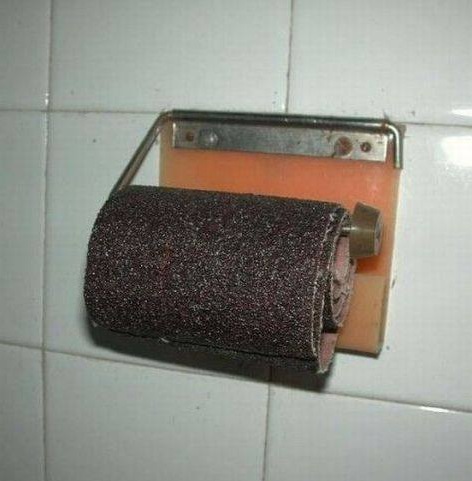 這是那一家的公共廁所，只給這種衛生紙。
